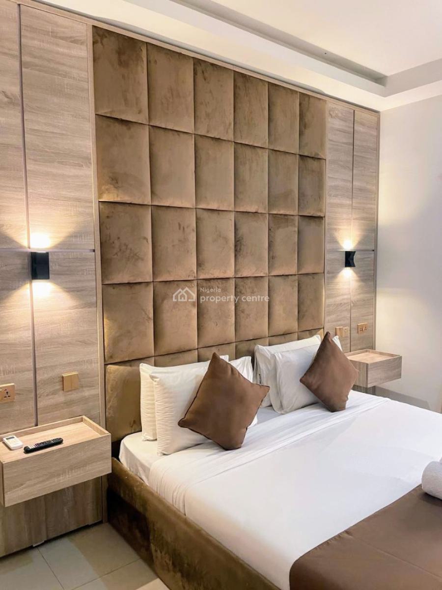 2 Bedroom Apartment, Freedom Way, Lekki Phase 1, Lekki, Lagos, Flat / Apartment Short Let