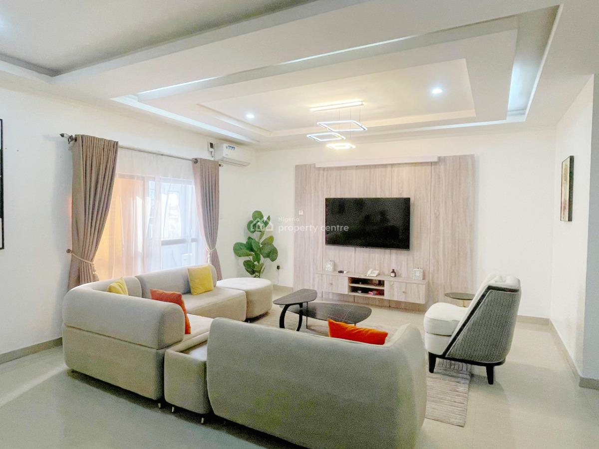 2 Bedroom Apartment, Freedom Way, Lekki Phase 1, Lekki, Lagos, Flat / Apartment Short Let