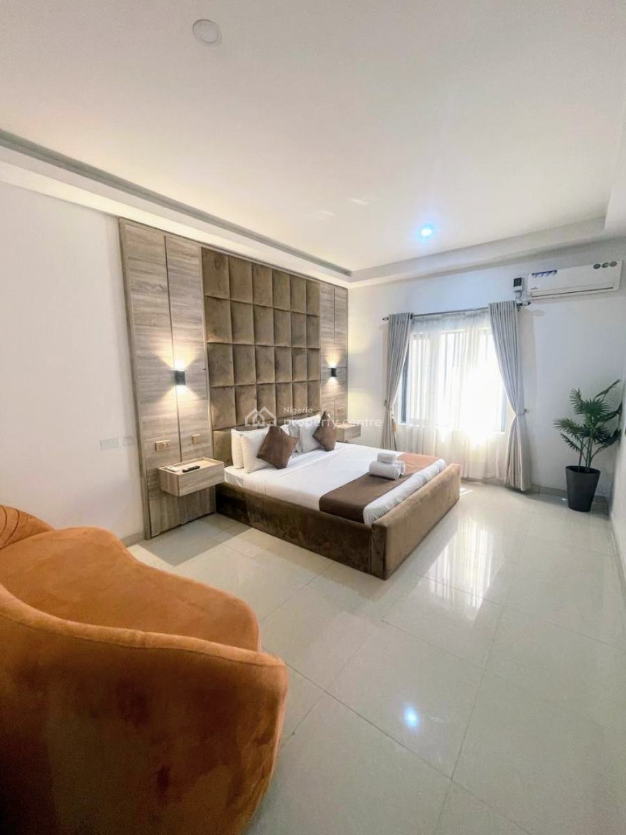 2 Bedroom Apartment, Freedom Way, Lekki Phase 1, Lekki, Lagos, Flat / Apartment Short Let