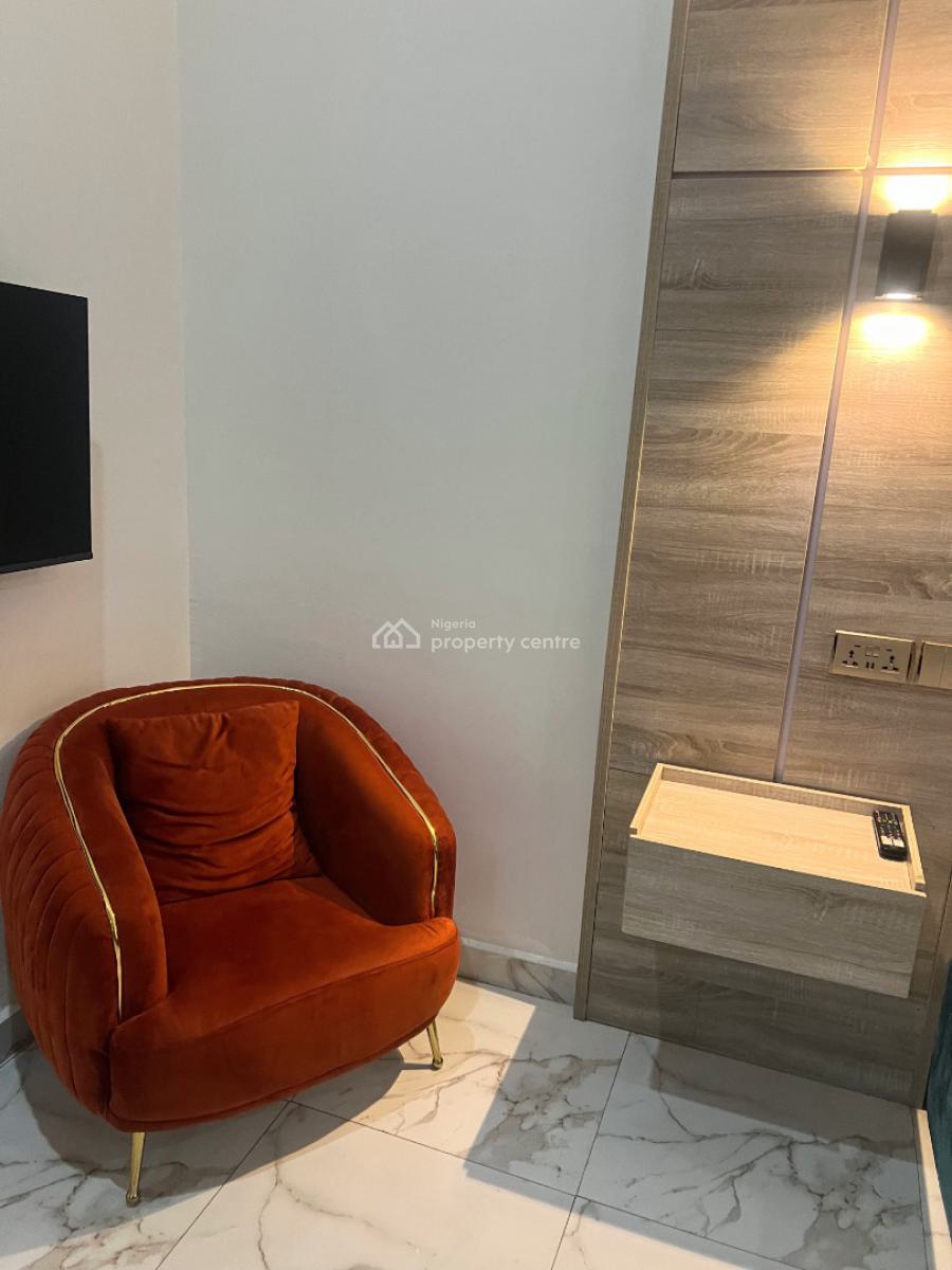 2 Bedroom Apartment, Freedom Way, Lekki Phase 1, Lekki, Lagos, Flat / Apartment Short Let