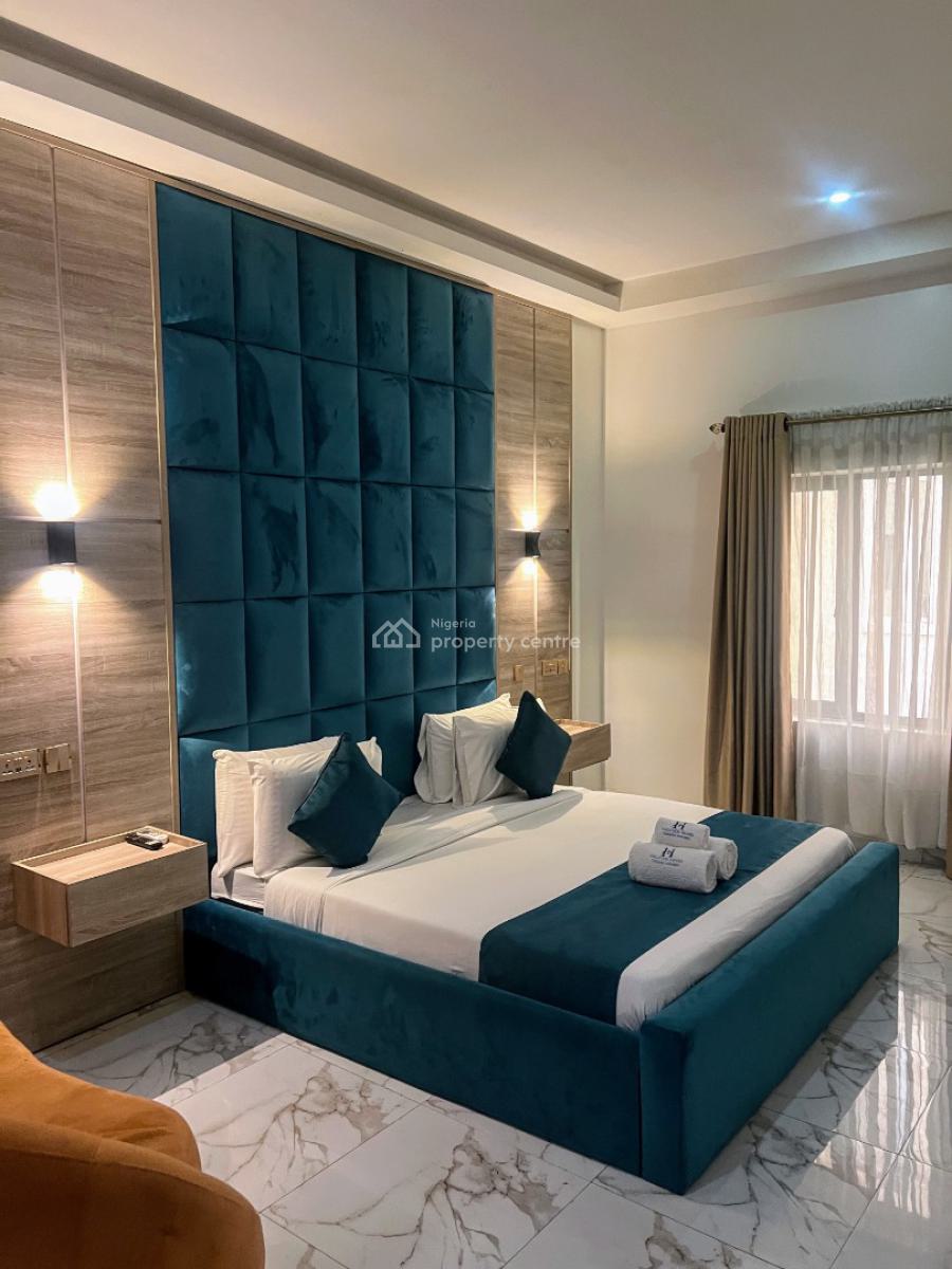 2 Bedroom Apartment, Freedom Way, Lekki Phase 1, Lekki, Lagos, Flat / Apartment Short Let