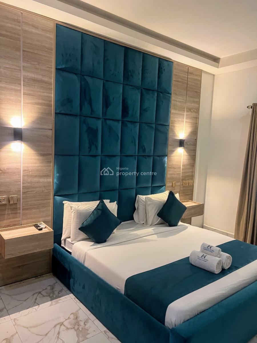 2 Bedroom Apartment, Freedom Way, Lekki Phase 1, Lekki, Lagos, Flat / Apartment Short Let