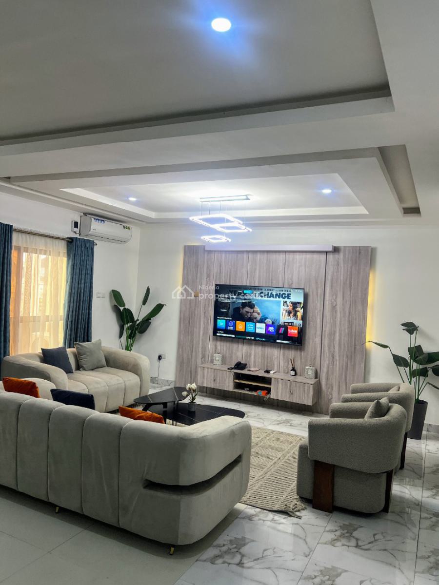 2 Bedroom Apartment, Freedom Way, Lekki Phase 1, Lekki, Lagos, Flat / Apartment Short Let