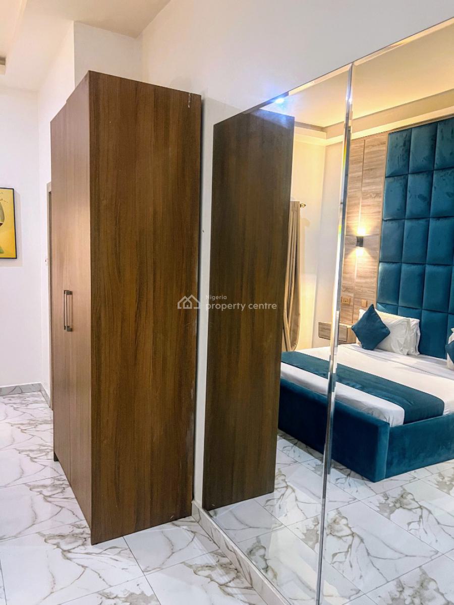 2 Bedroom Apartment, Freedom Way, Lekki Phase 1, Lekki, Lagos, Flat / Apartment Short Let