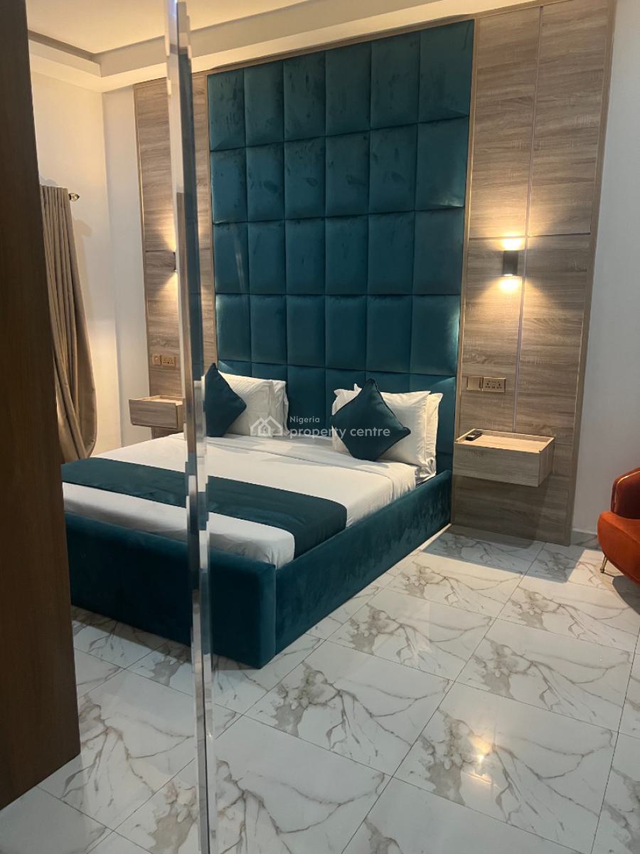 2 Bedroom Apartment, Freedom Way, Lekki Phase 1, Lekki, Lagos, Flat / Apartment Short Let