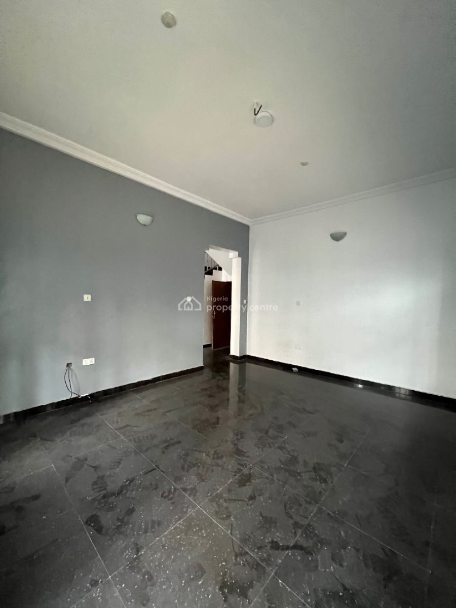 2 Bedroom Terrace Duplex, Lekki Phase 1, Lekki, Lagos, Terraced Duplex for Rent