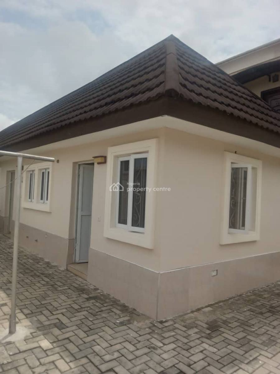 5-bedroom Semi-detached Duplex with 2 Bq, Abraham Adesayan, Ajah, Lagos, Semi-detached Bungalow for Rent