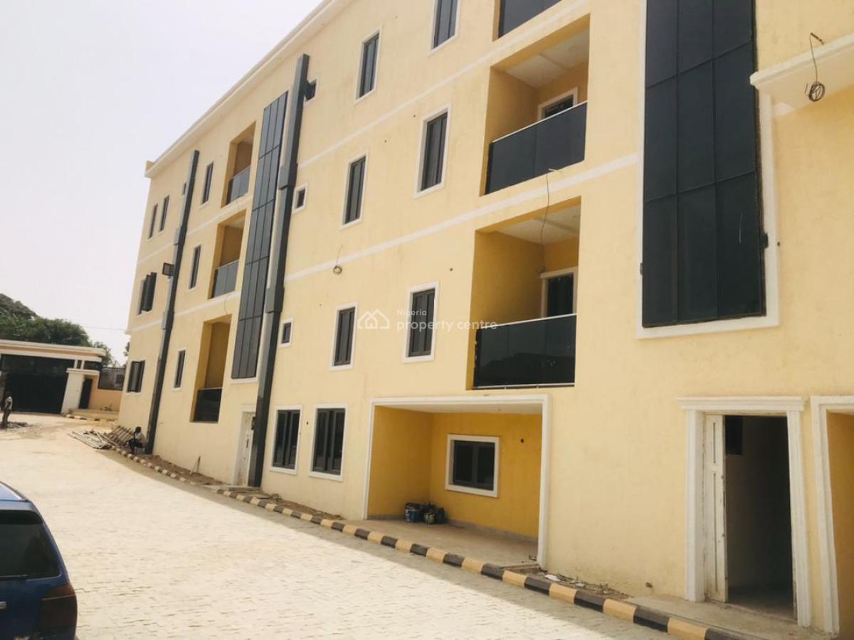 Tastefully Finished & Spacious 2 Bedrooms Flat, Off 1st Avenue, Gwarinpa, Abuja, Flat / Apartment for Rent