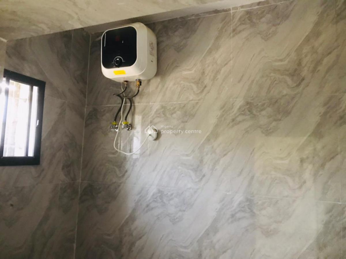 Tastefully Finished & Spacious 2 Bedrooms Flat, Off 1st Avenue, Gwarinpa, Abuja, Flat / Apartment for Rent