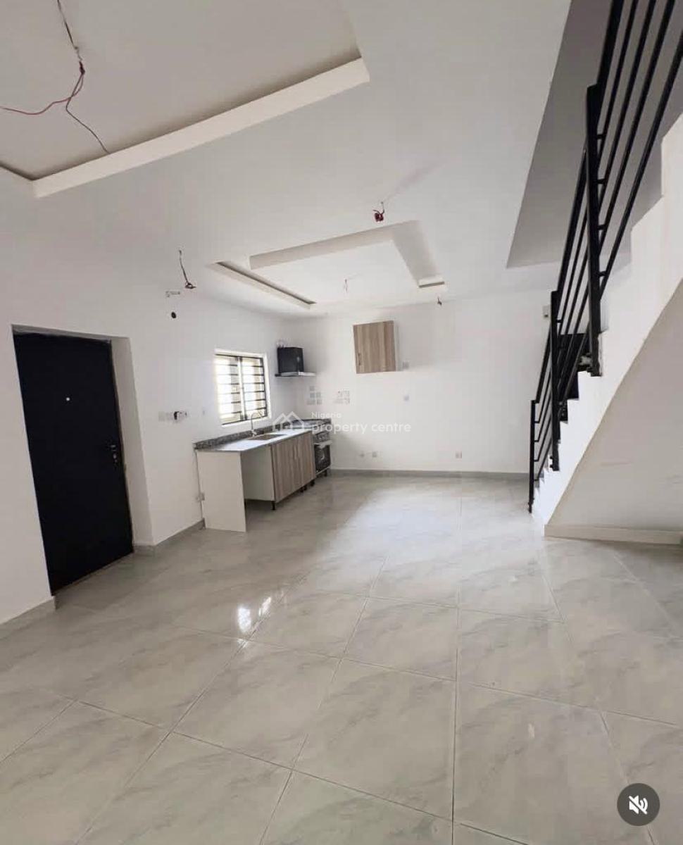 2 Bedroom Maisonette with Elevator, Ikate Lekki, Lekki, Lagos, Flat / Apartment for Rent