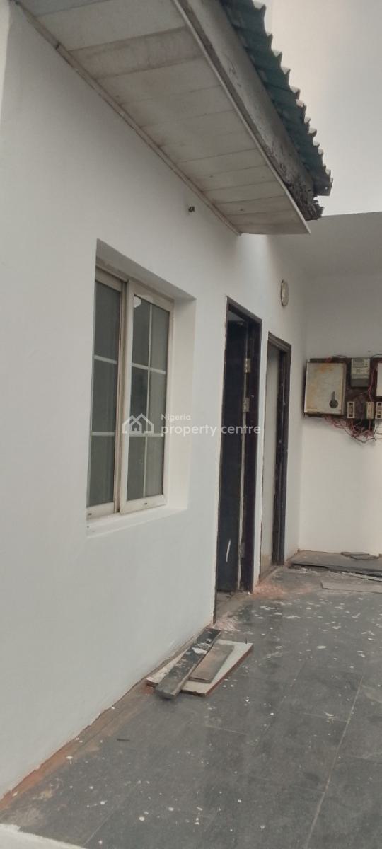 a Spacious Room Bq, Chevron Drive, Carlton Gate Estate, Megamound, Lekki, Lagos, Self Contain (single Rooms) for Rent