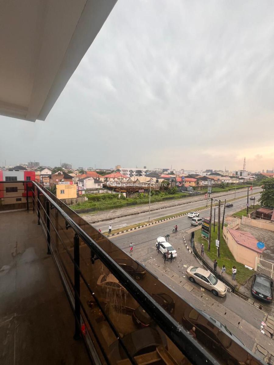 Exclusive 6 Bedroom Semi Detached Duplex with Bq, Lekki Phase 1, Lekki, Lagos, Semi-detached Duplex for Sale