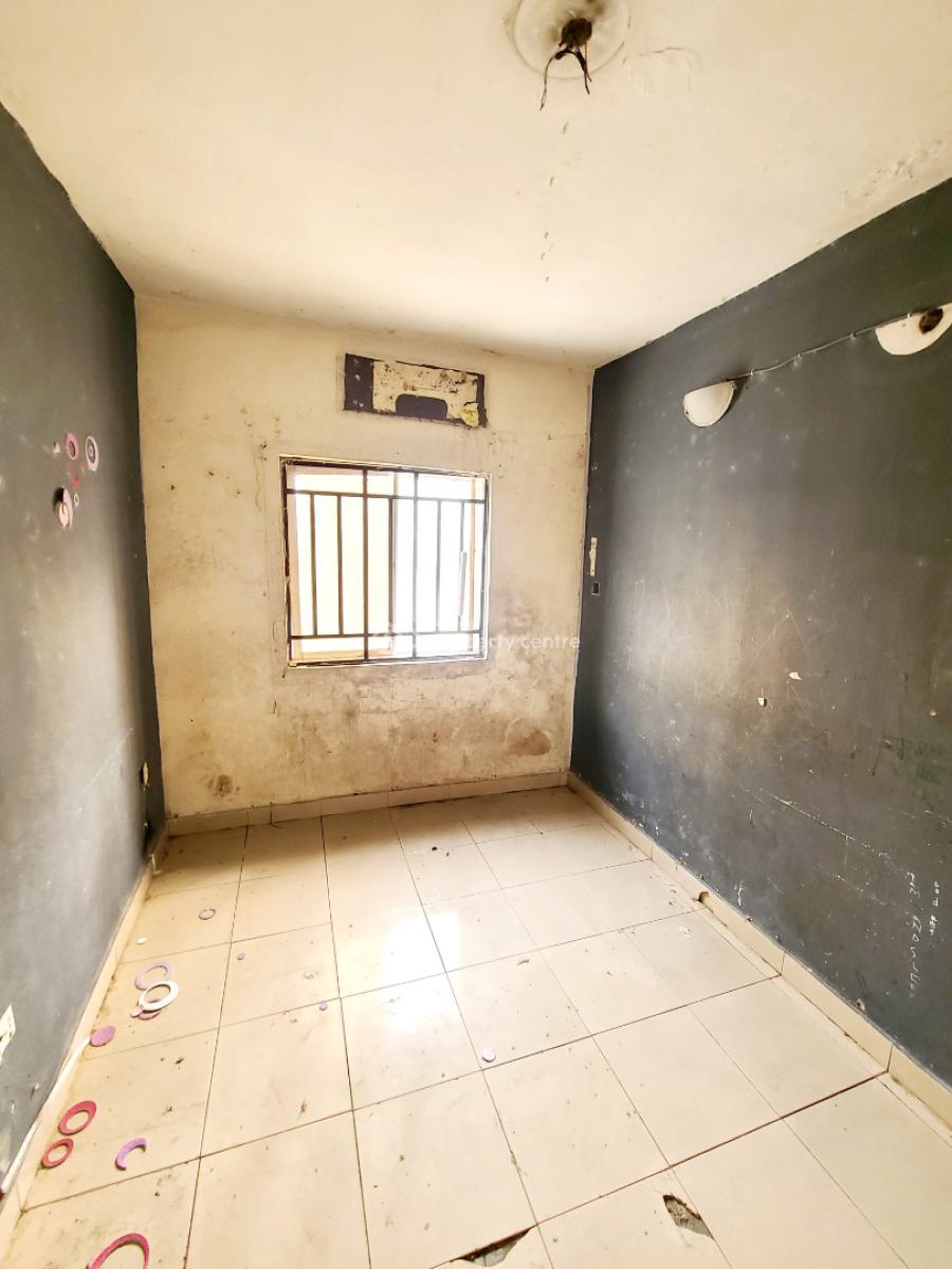 Studio / Single Room / Self Contain with Kitchen, Ilasan, Lekki, Lagos, Self Contain (single Rooms) for Rent
