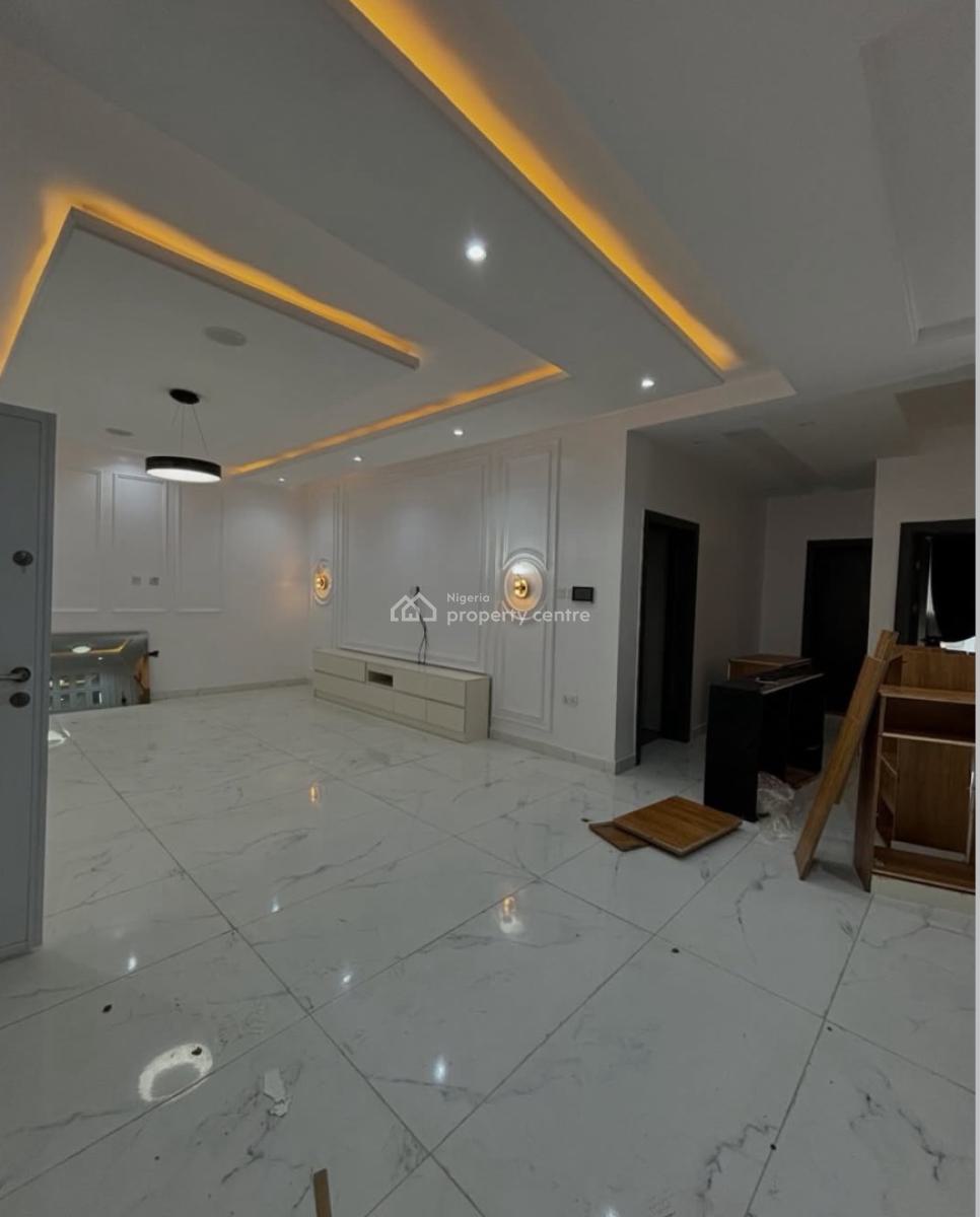 4bedroom Maisonette with Bq, Lekki Phase 1, Lekki, Lagos, Flat / Apartment for Rent