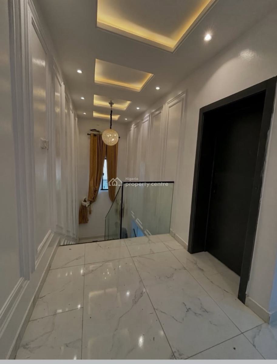 4bedroom Maisonette with Bq, Lekki Phase 1, Lekki, Lagos, Flat / Apartment for Rent