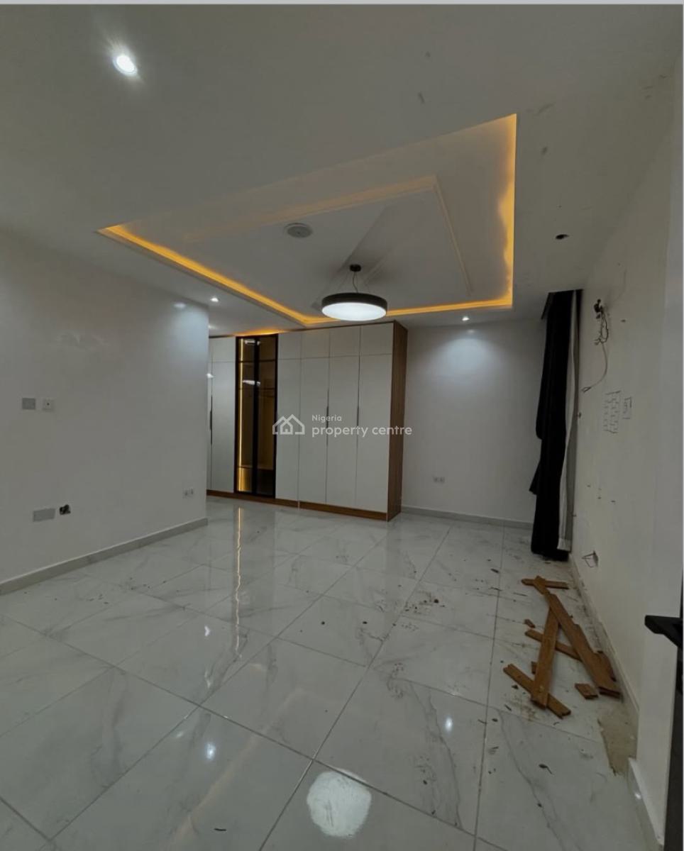 4bedroom Maisonette with Bq, Lekki Phase 1, Lekki, Lagos, Flat / Apartment for Rent