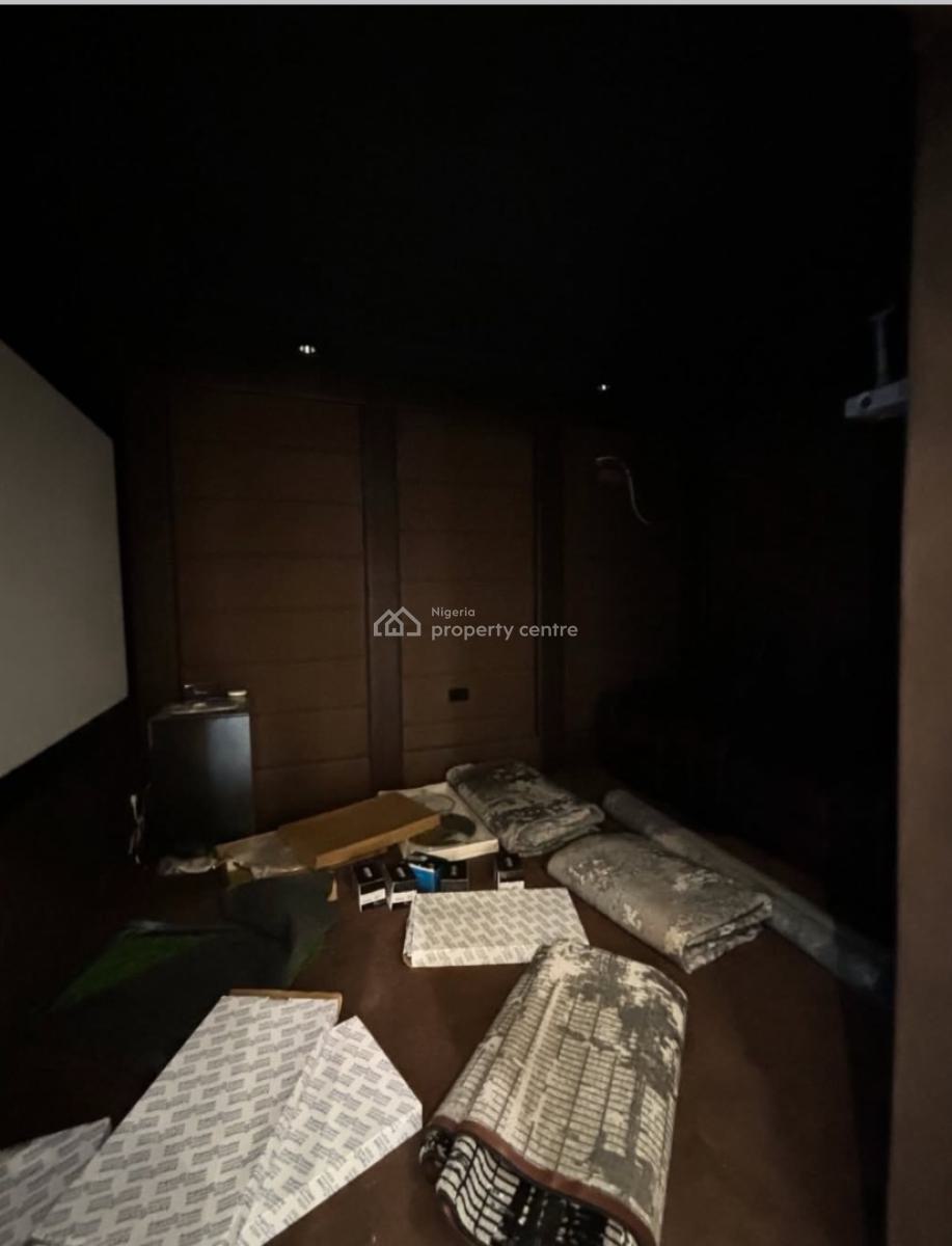 4bedroom Maisonette with Bq, Lekki Phase 1, Lekki, Lagos, Flat / Apartment for Rent