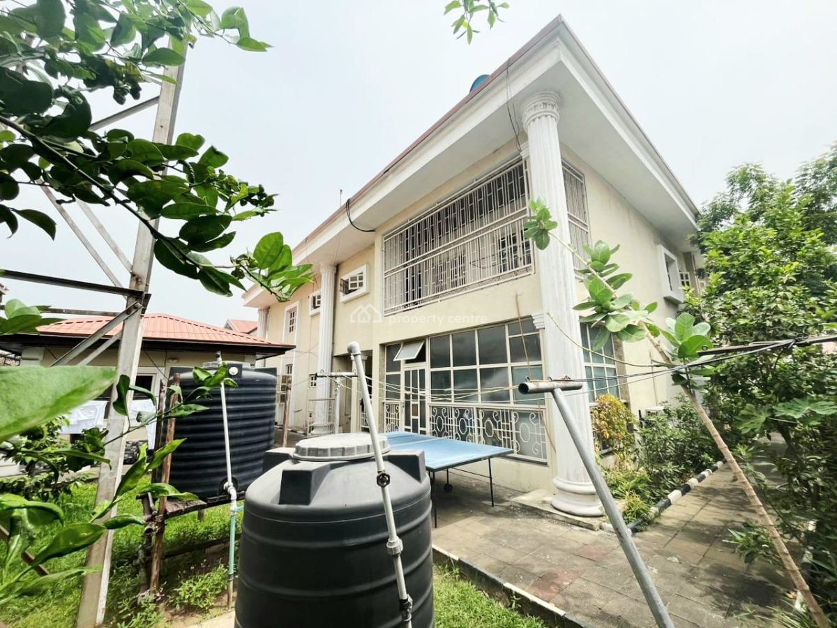 a Stand Alone Commercial 5 Bedroom House, Lekki Phase 1, Lekki, Lagos, Office Space for Rent