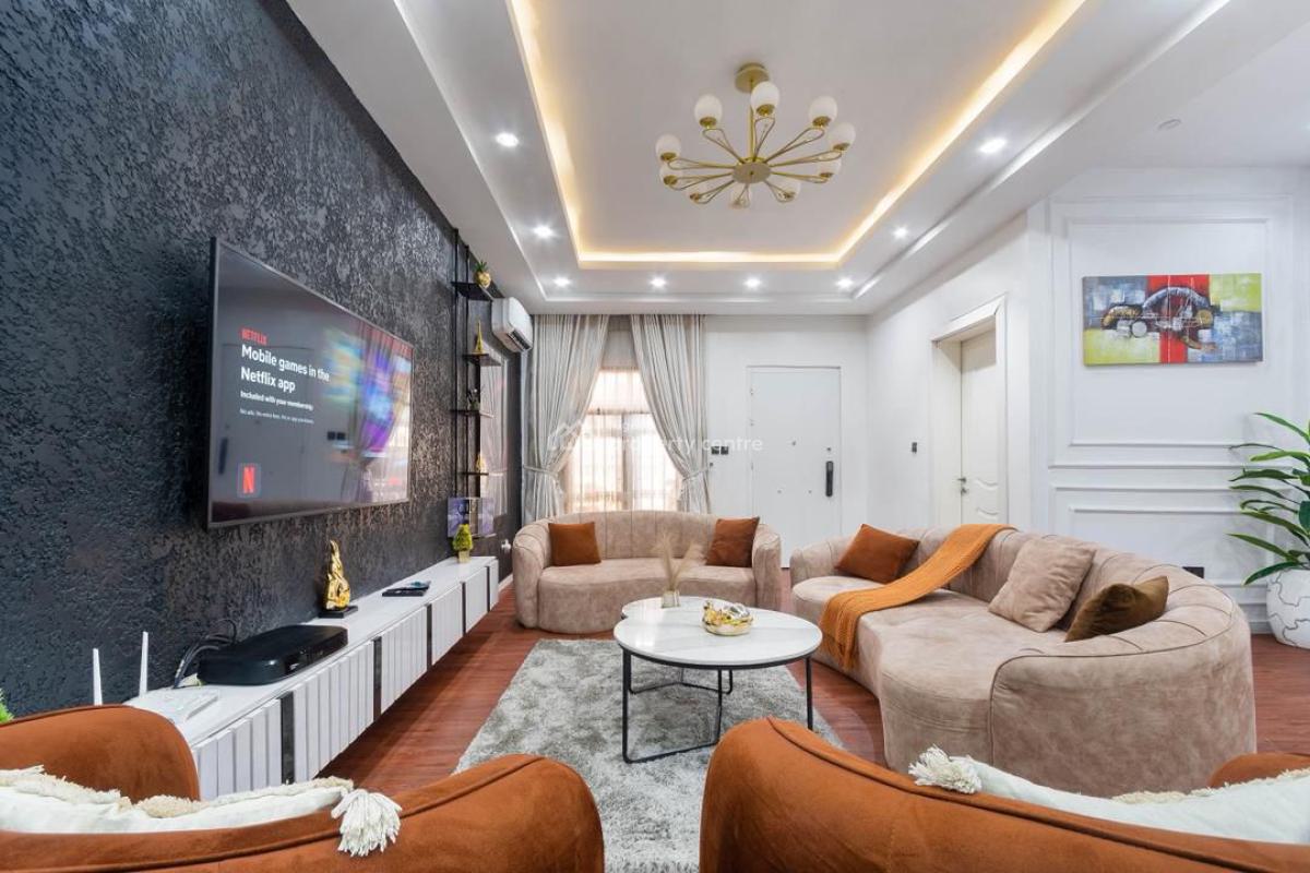 Luxurious 4 Bedroom Apartment, Lekki Phase 1, Lekki, Lagos, Flat / Apartment Short Let