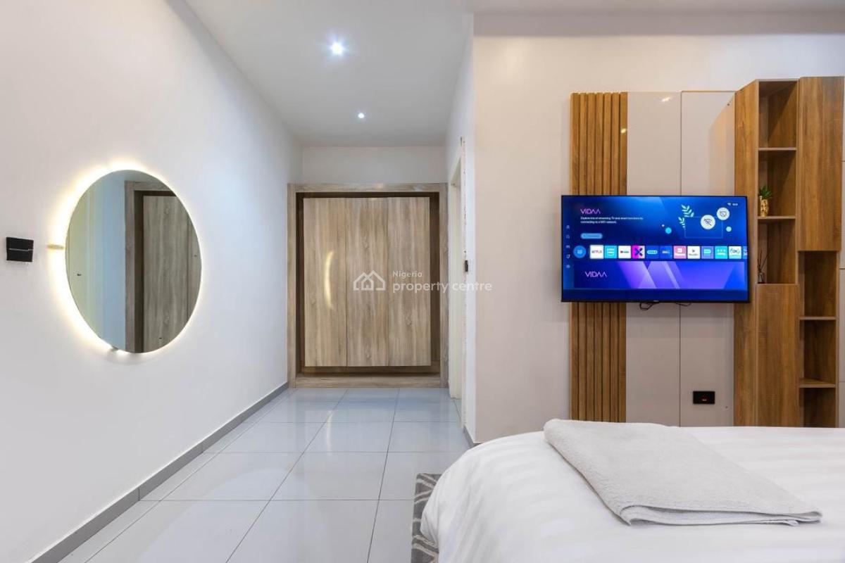 Luxurious 4 Bedroom Apartment, Lekki Phase 1, Lekki, Lagos, Flat / Apartment Short Let