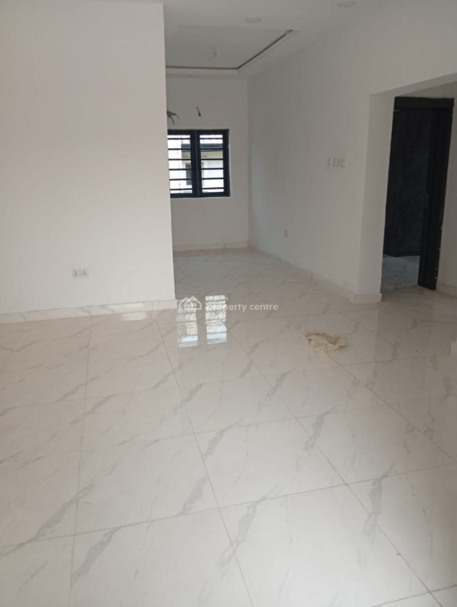 Pay and Pack in Self Compound 3 Units of 2 Bedroom Flat, Palace Road, Oniru, Victoria Island (vi), Lagos, Flat / Apartment for Rent