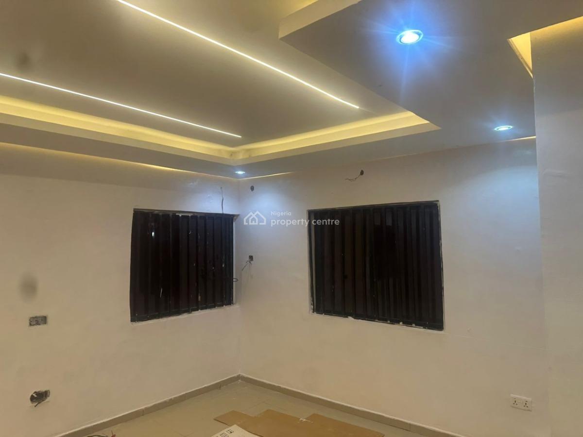 Luxury Service 1 Bedroom in a Private Estate with 24 Hours Power Supply, Off Palace Road, Oniru, Victoria Island (vi), Lagos, Mini Flat (room and Parlour) for Rent