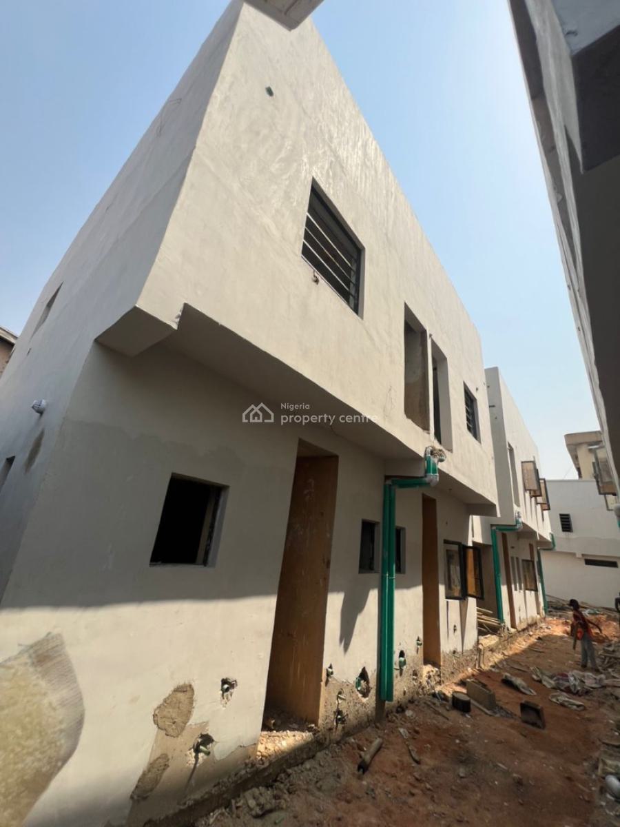 Exquisitely Designed 2 Bedroom Terrace Duplex, Obanikoro, Shomolu, Lagos, Terraced Duplex for Sale