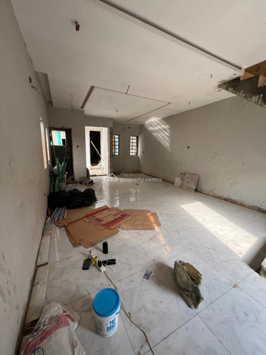 Exquisitely Designed 2 Bedroom Terrace Duplex, Obanikoro, Shomolu, Lagos, Terraced Duplex for Sale