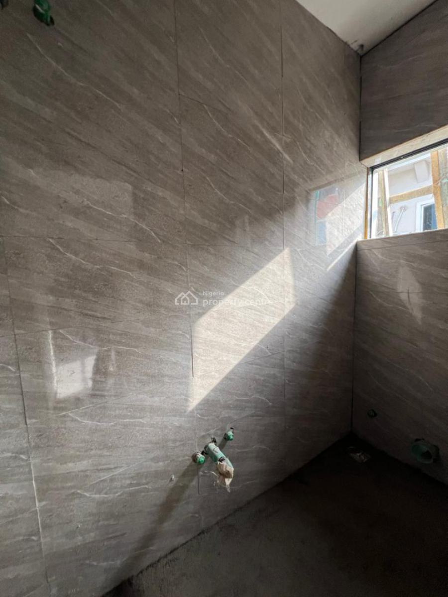 Exquisitely Designed 2 Bedroom Terrace Duplex, Obanikoro, Shomolu, Lagos, Terraced Duplex for Sale