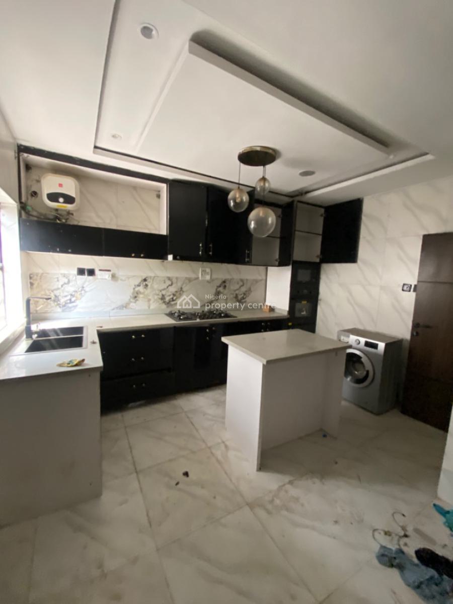 a Semi Detached Duplex with Bq-4 Bedrooms with Bq, Orchid Road, Lekki Phase 2, Lekki, Lagos, Semi-detached Duplex for Rent