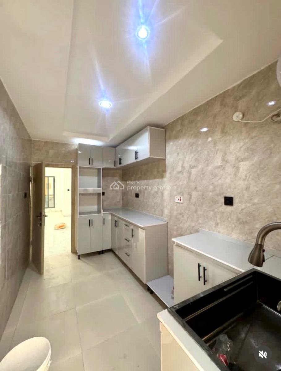 3 Bedroom Apartment, Ologolo, Lekki, Lagos, Flat / Apartment for Rent