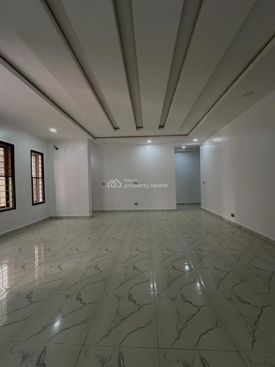 Clean  3 Bedroom Apartment, Jahi, Abuja, Block of Flats for Sale