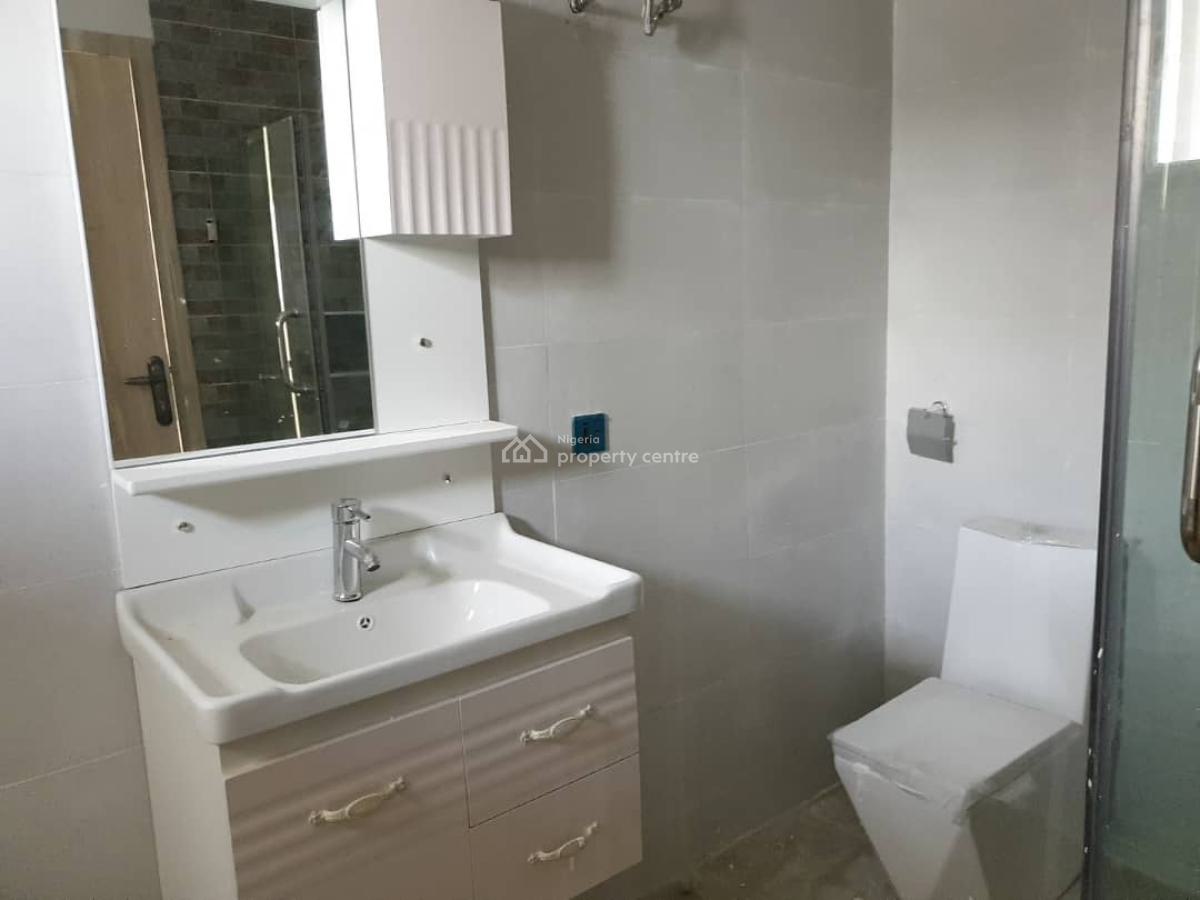 4bedroom Terrace Duplex, Osapa, Lekki, Lagos, Terraced Duplex for Sale