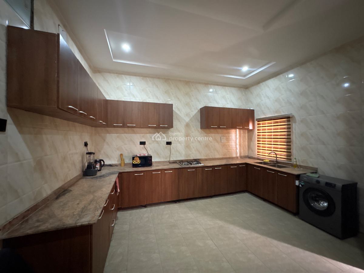 Luxury 2 Bedroom Apartment, Wuye, Abuja, Flat / Apartment Short Let