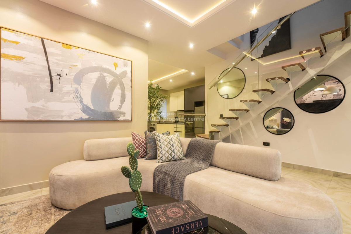 Distressed - Luxuriously Furnished Penthouse Maisonette, Freedom Way, Lekki Phase 1, Lekki, Lagos, Flat / Apartment for Sale