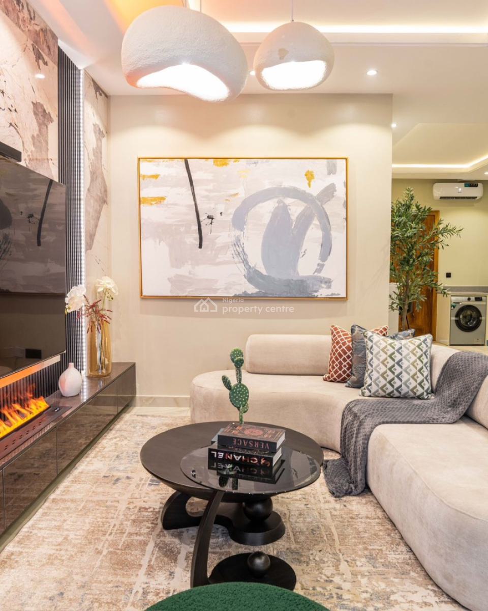 Distressed - Luxuriously Furnished Penthouse Maisonette, Freedom Way, Lekki Phase 1, Lekki, Lagos, Flat / Apartment for Sale