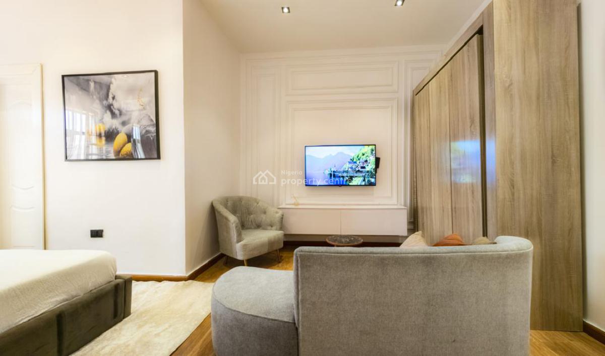 Waterfront 3bedrooms Flat with Bq, Off Admiralty Road, Lekki Phase 1, Lekki, Lagos, Flat / Apartment for Rent