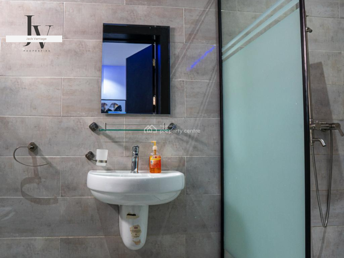 3-bedroom Furnished Apartment with Bq, Lekki Phase 1, Lekki, Lagos, Flat / Apartment for Rent