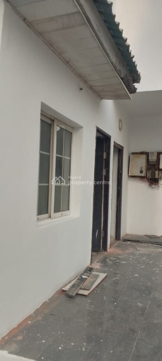 a Spacious Room Bq, Carlton Gate Estate, Chevron Drive Lekki Lagos, Lekki, Lagos, Self Contain (single Rooms) for Rent