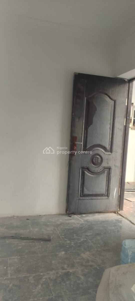 a Spacious Room Bq, Carlton Gate Estate, Chevron Drive Lekki Lagos, Lekki, Lagos, Self Contain (single Rooms) for Rent