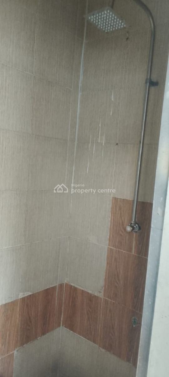 a Spacious Room Bq, Carlton Gate Estate, Chevron Drive Lekki Lagos, Lekki, Lagos, Self Contain (single Rooms) for Rent