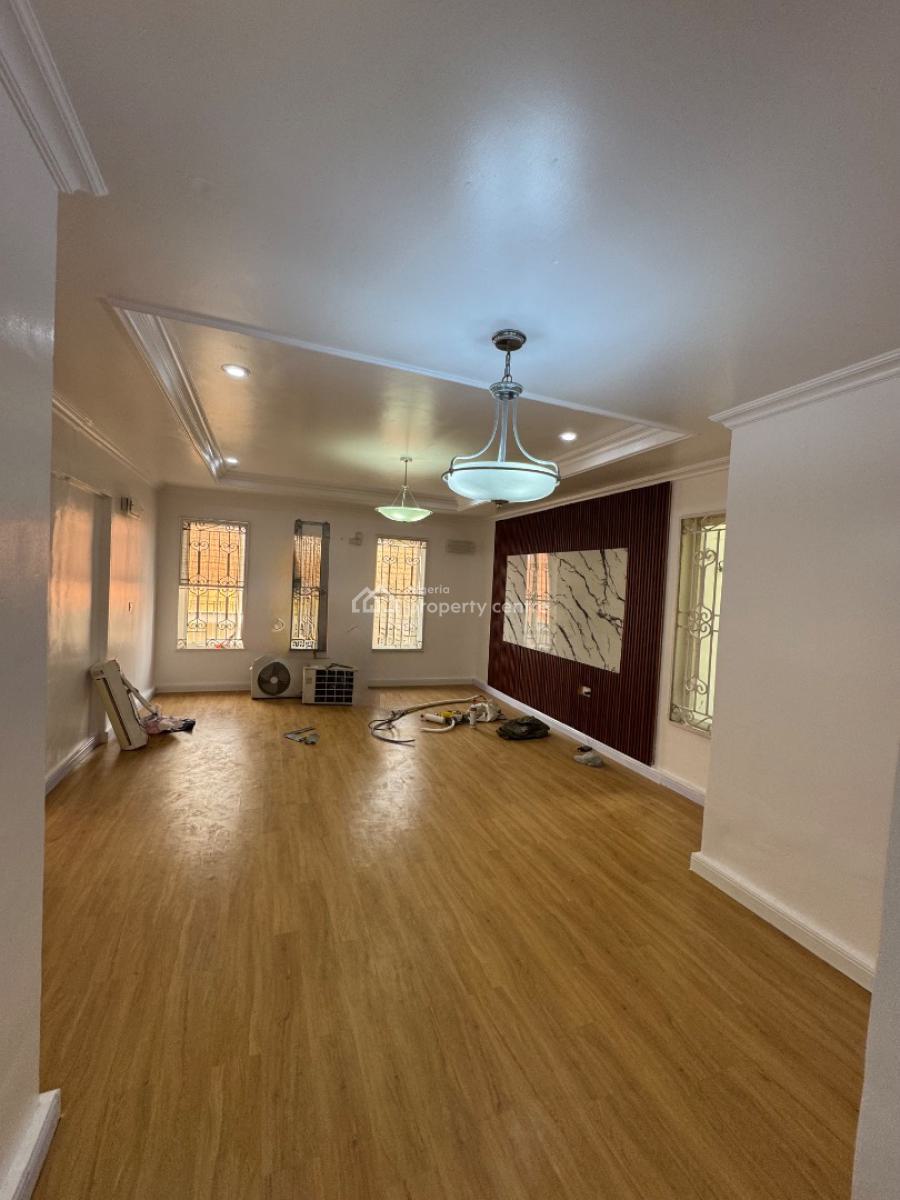 Fully Serviced 2 Bedroom Apartment, Off Admiralty Way, Lekki Phase 1, Lekki, Lagos, Flat / Apartment for Rent