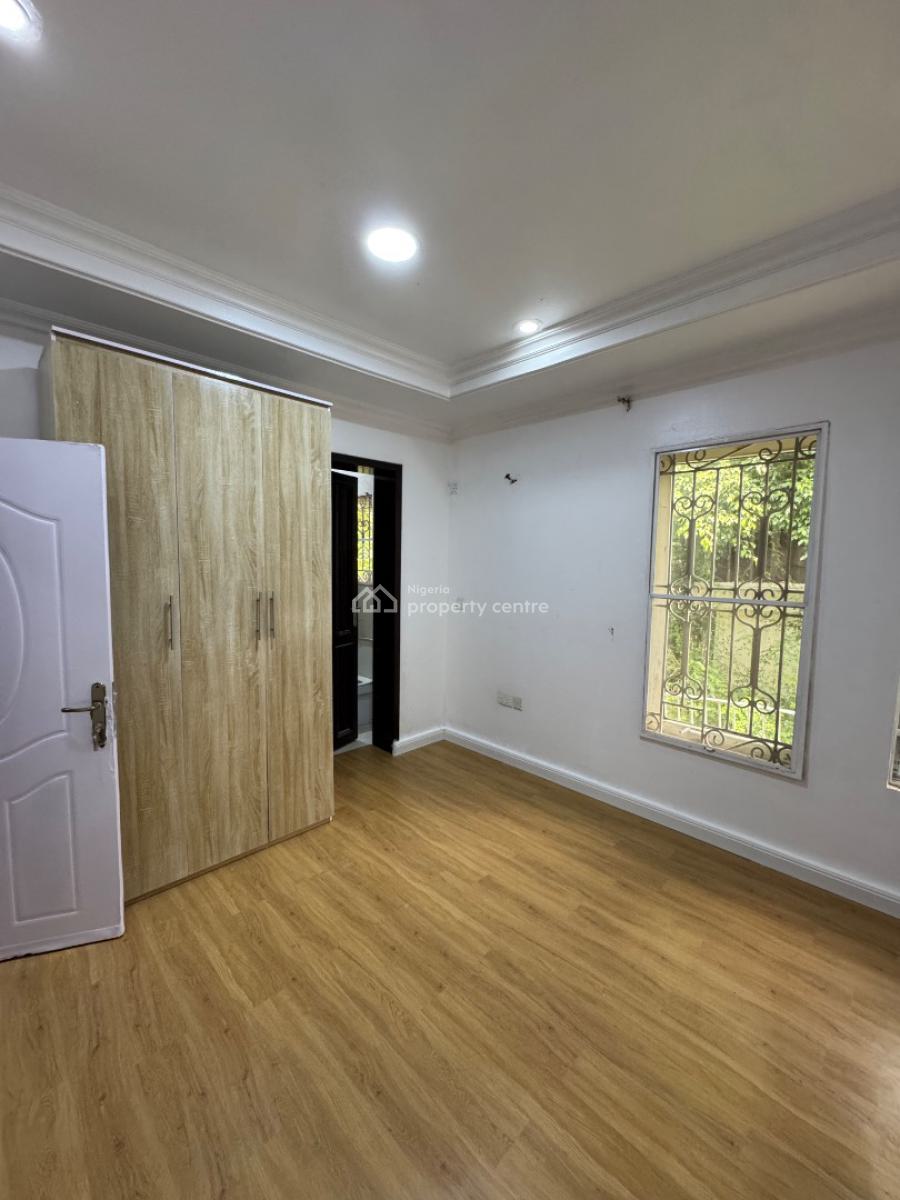 Fully Serviced 2 Bedroom Apartment, Off Admiralty Way, Lekki Phase 1, Lekki, Lagos, Flat / Apartment for Rent