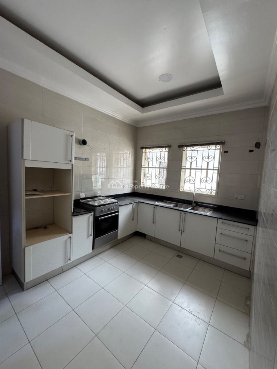 Fully Serviced 2 Bedroom Apartment, Off Admiralty Way, Lekki Phase 1, Lekki, Lagos, Flat / Apartment for Rent