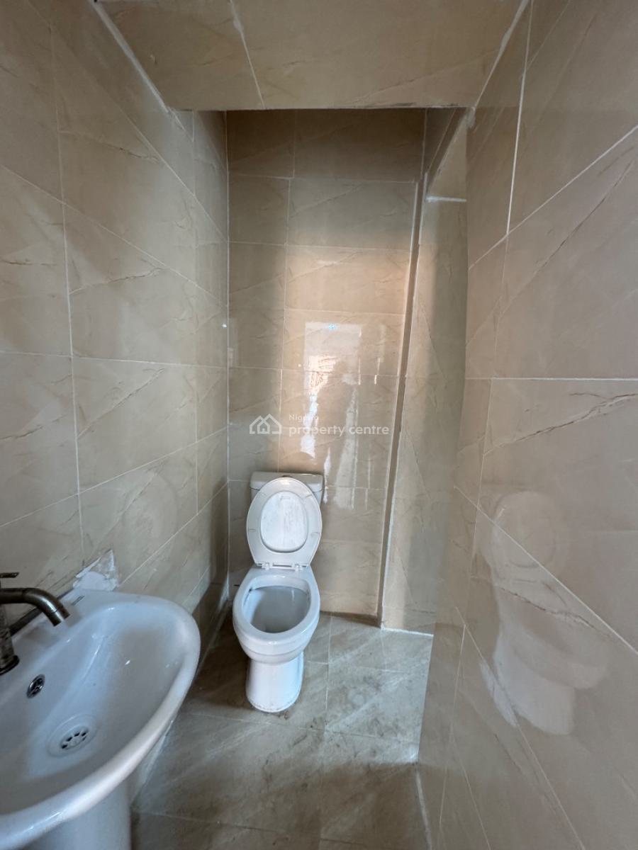 Fully Serviced 2 Bedroom Apartment, Off Admiralty Way, Lekki Phase 1, Lekki, Lagos, Flat / Apartment for Rent