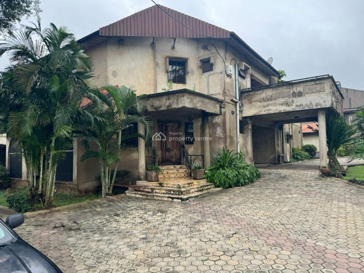 Land with Old Building, Gra Phase 2, Magodo, Lagos, Mixed-use Land for Sale