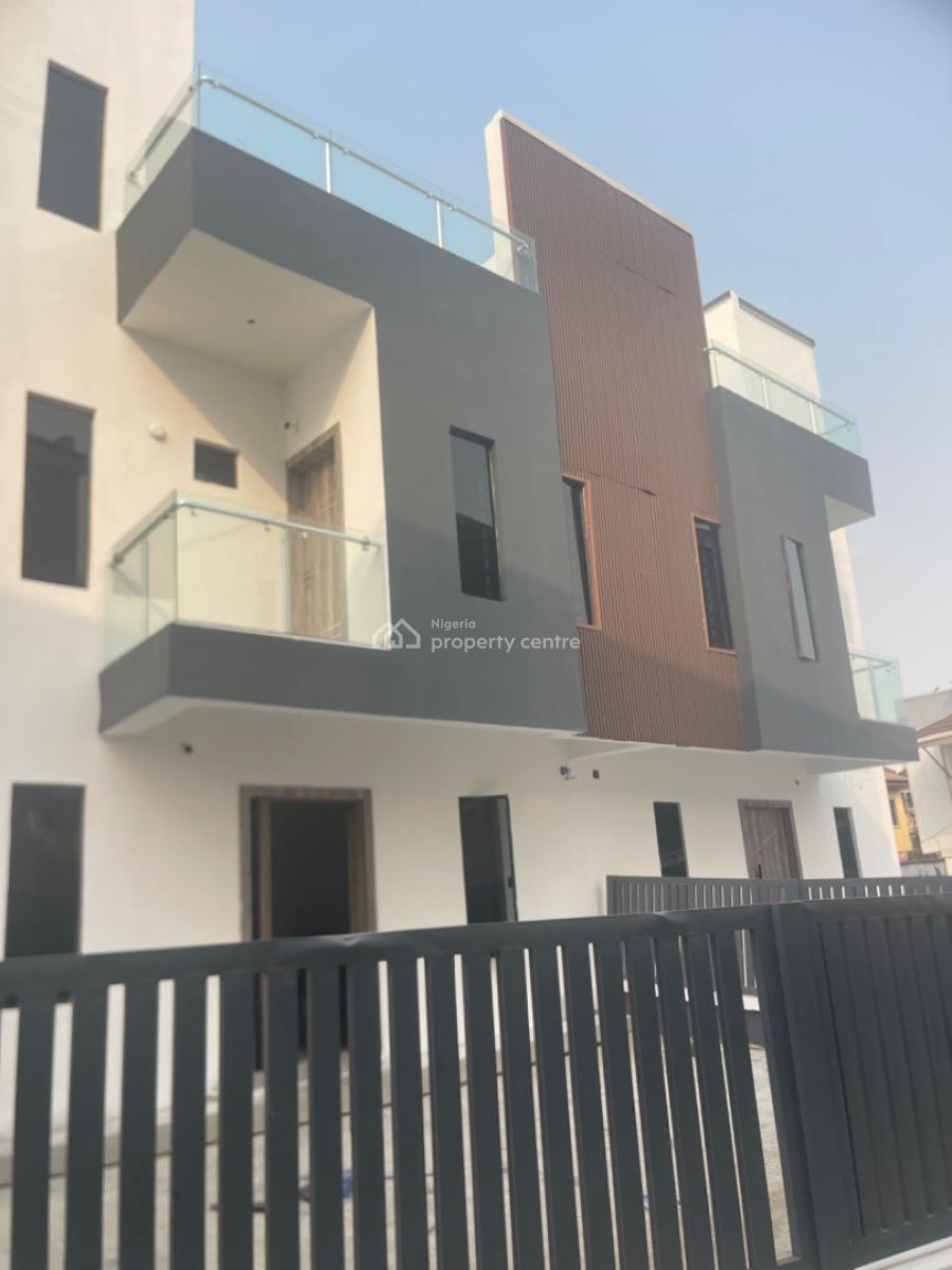 4 Bedroom  Spacious House with a Bq, Gbagada, Gbagada, Lagos, Detached Duplex for Sale