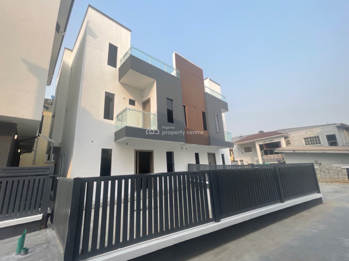 4 Bedroom  Spacious House with a Bq, Gbagada, Gbagada, Lagos, Detached Duplex for Sale