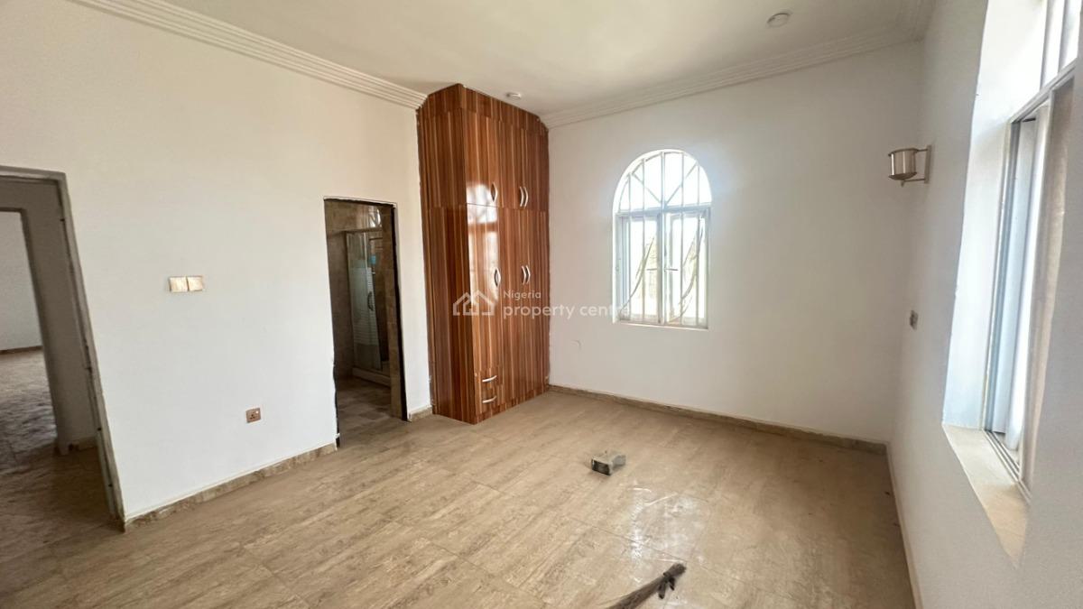 Clean 3bedroom Flat in Life Camp, By Berger Clinic, Life Camp, Abuja, Flat / Apartment for Rent