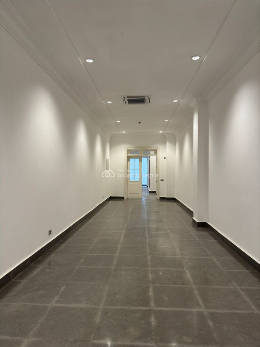 4-bedroom Apartment with Bq in Vi, Victoria Island (vi), Lagos, Flat / Apartment for Sale